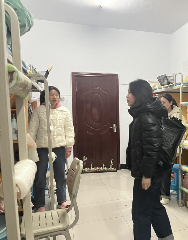 学生服务落实处,宿舍检查显温情——经济与管理学院新学期辅导员宿舍大检查
