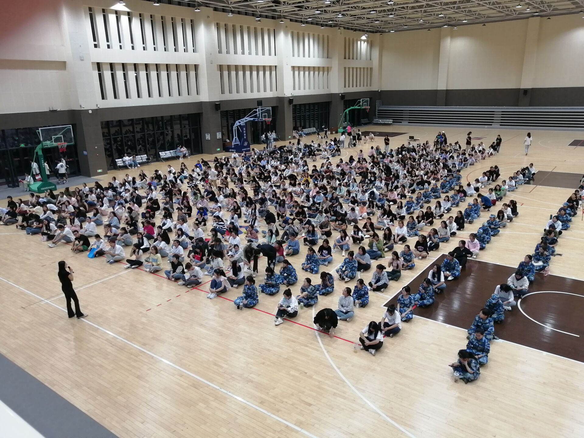 【心理健康】入学适应,从“心”开始 ——记2023级新生开学心理第一课暨新生入学心理教育
