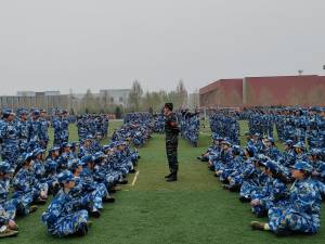 【国防教育】学军队之风采 强自身之素质