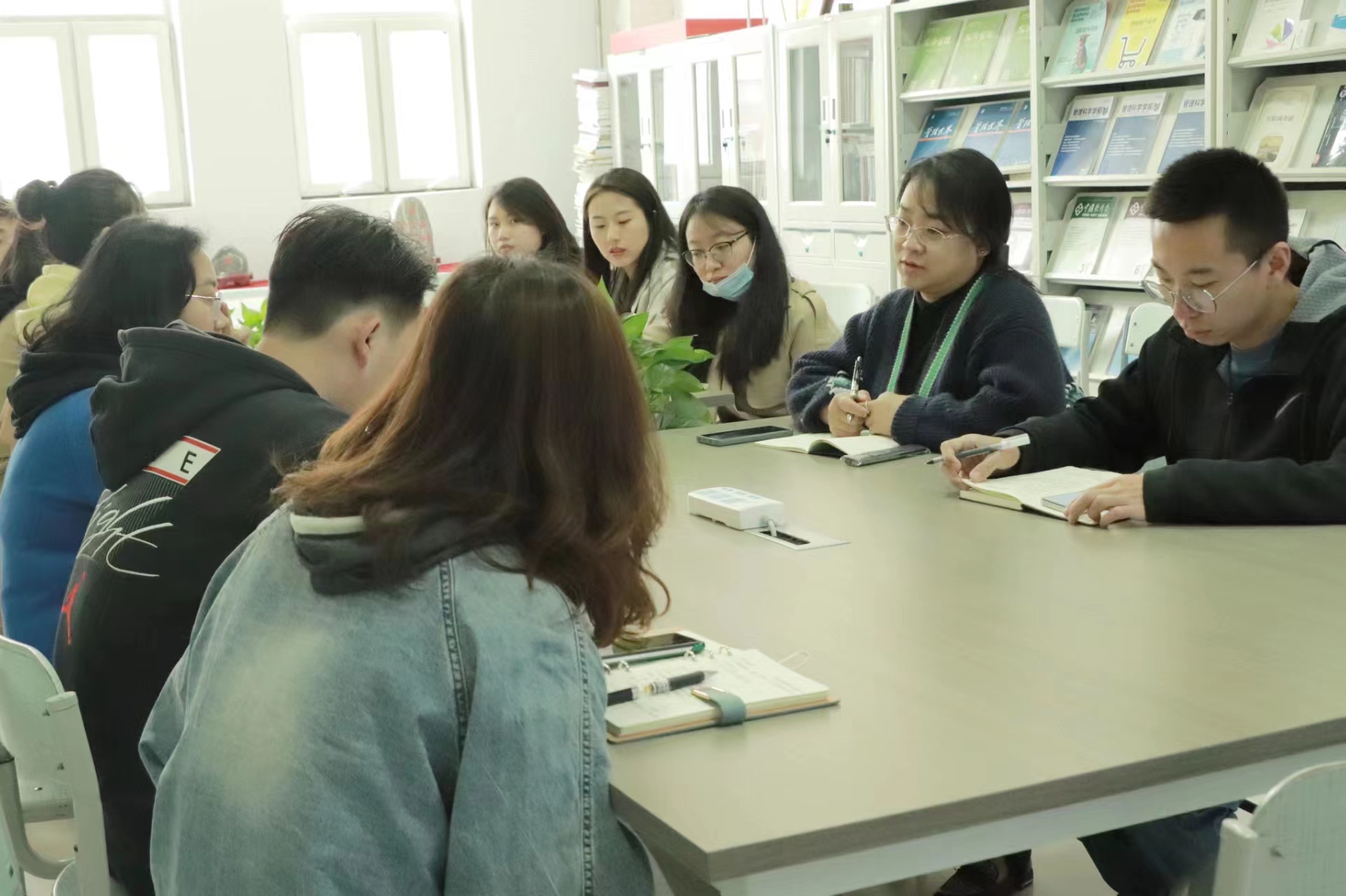 经济与管理学院举办辅导员沙龙之技能交流会