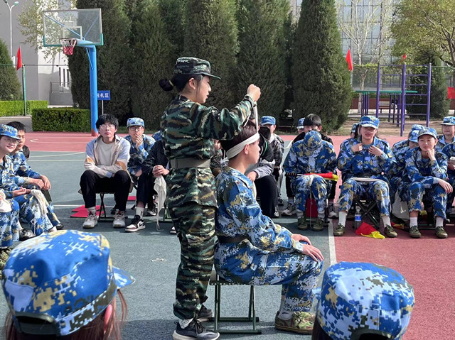 【国防教育】于萧瑟中刚强 于逆风中飞翔