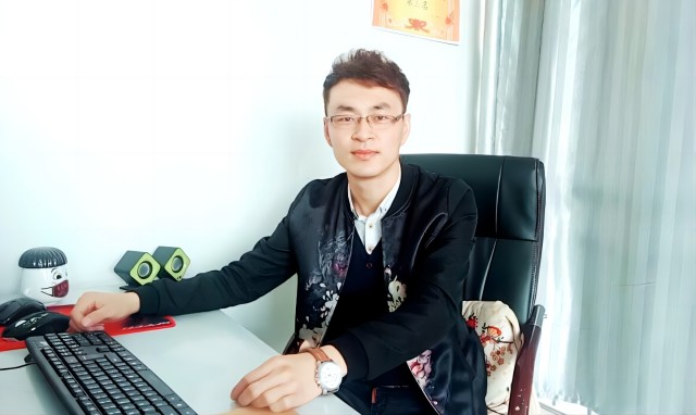 【辅导员风采】陈利红:倚窗听雨闻花香,青春走心共情行