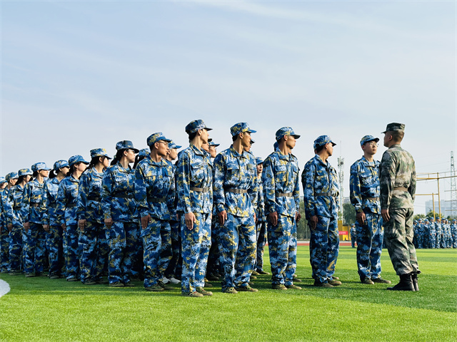 【国防教育】军训——朋辈激发,榜样力量
