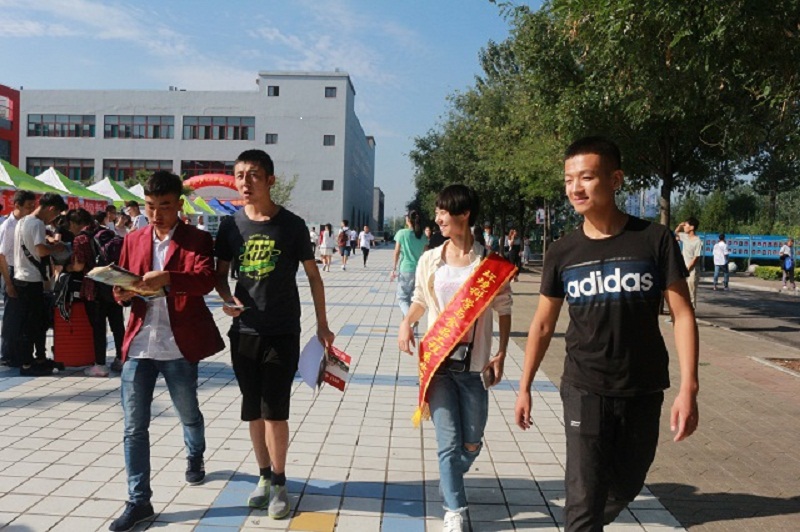 环境科学与食品工程系2017年迎新工作总结