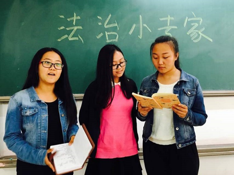 工管系开展“学宪法讲宪法”活动 丰富教育形式