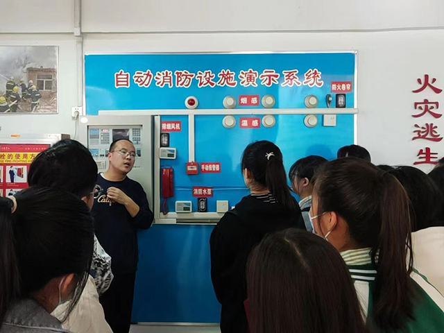 “火灾似猛虎,防患于未燃”—淬炼·国际商学院2021级消防知识科普活动