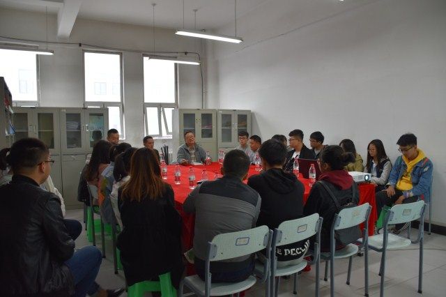 经管系举办2014级考研交流座谈会