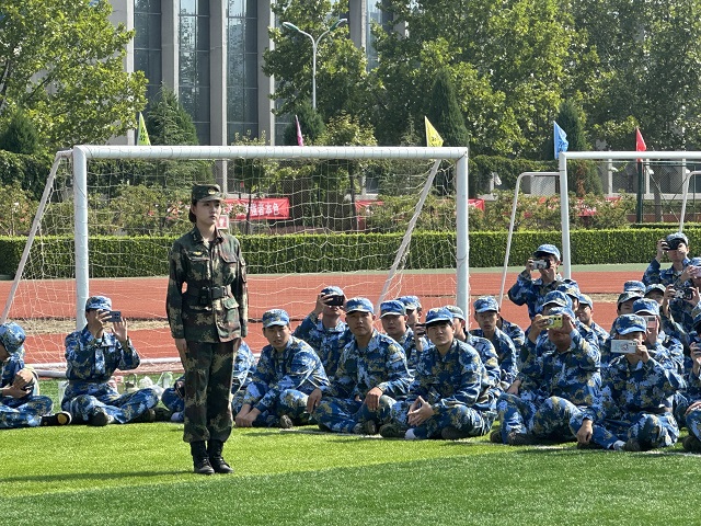 【国防教育】军训——迷彩青春 苦中有乐