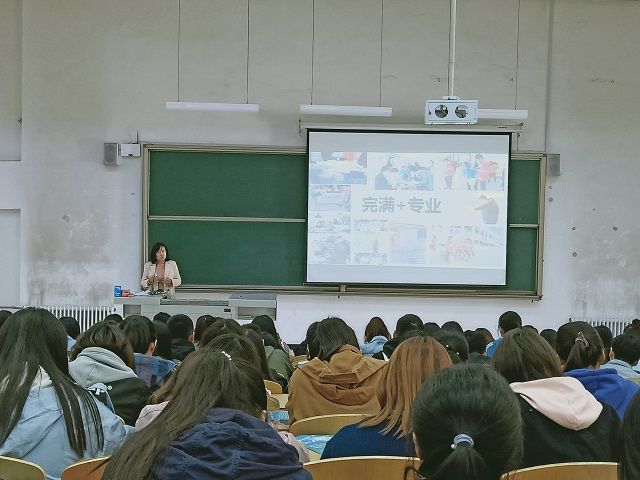 食品与环境学院开展“全面提升学习效率”主题年级会