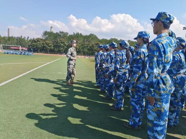 【国防教育】军训——骄阳似火,少年如松