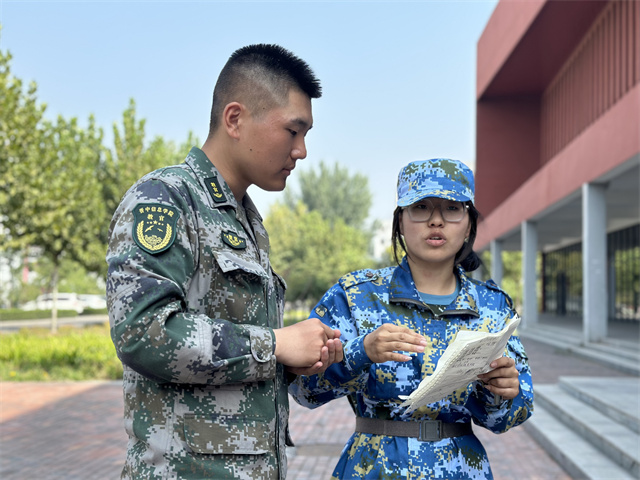 【国防教育】军训——朋辈激发,榜样力量