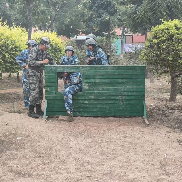 【国防教育】军训——于淬炼中“淬炼”