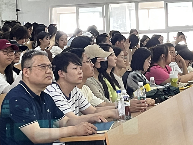 【日常工作】勇攀艺术高峰,用心感受自然--艺术传媒学院召开2022级学生外出写生安全动员大会