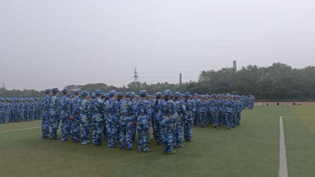 【国防教育】军训——在烈日下淬炼,拨响青春之弦