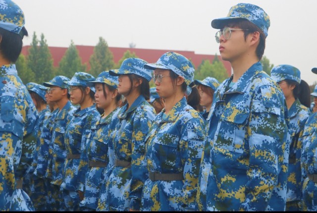 【国防教育】军训——军训燃壮志 青春正启航
