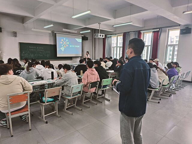 筑优良学风 砌完满高墙——艺术传媒学院加强学风建设工作