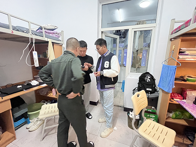【安全教育】明亮清雅之室 共建和谐新风 ——艺术传媒学院开展宿舍安全大检查