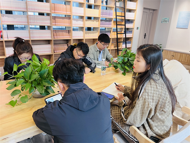 【学生资助】“助”力梦想扬帆起航 淬炼·国际商学院学生资助政策解读会议