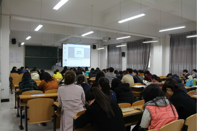 赢在高校,赢在未来——经济管理系召开毕业生专场招聘会