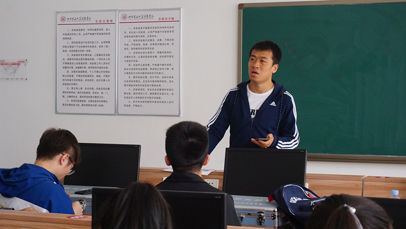 大数据学院、信息工程学院开展关于安全教育日的主题讲座