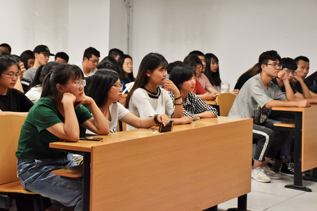 酷热夏日注意防 防暑降温心中记——经济与管理学院召开防暑降温专题会议