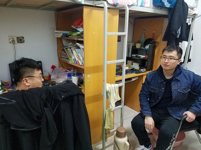 走访宿舍,安全共行——经管系2017级安全教育