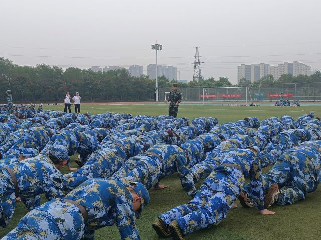 【国防教育】军训——在艰苦中不断奋斗,在磨砺中不断成长