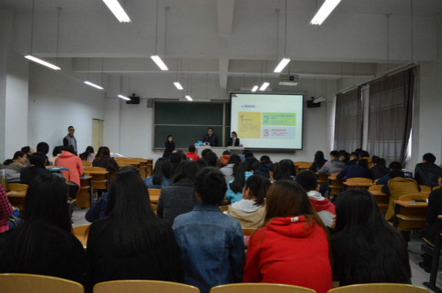 慧眼识人才,伯乐来牵线——经管系召开毕业生专场招聘会