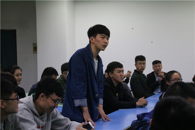 键盘≠武器 屏幕背后也不能肆无忌惮——机电工程系网络思政教育“网络暴力”主题班会