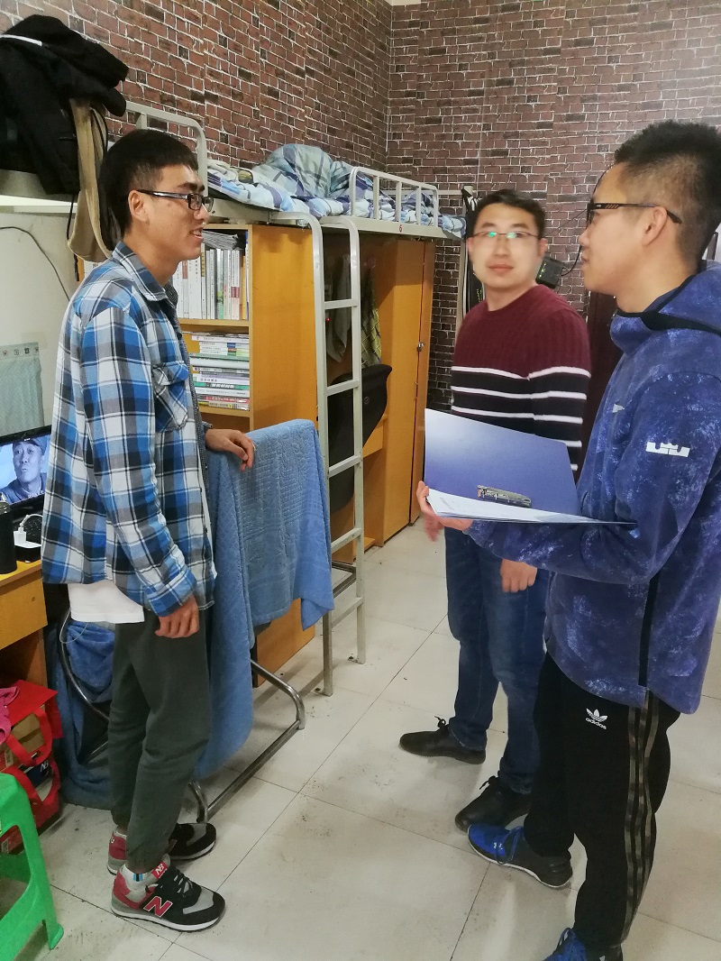 环境科学与食品工程系开展宿舍卫生及安全检查工作