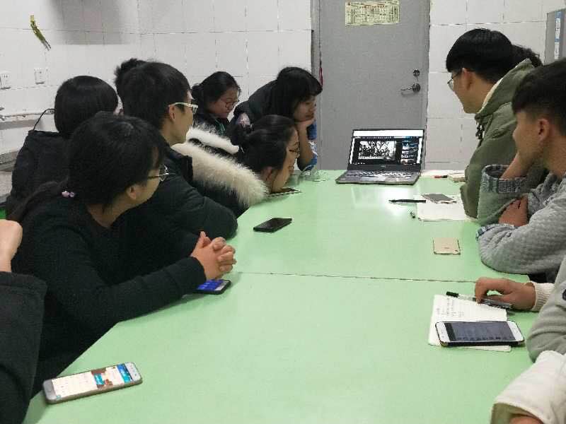 勿忘国耻,吾辈当自强——远景学院爱国教育主题班会