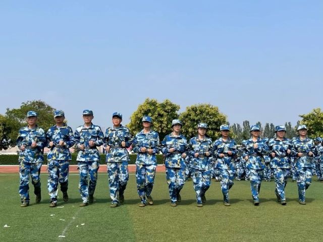 【国防教育】军训——在艰苦中不断奋斗,在磨砺中不断成长
