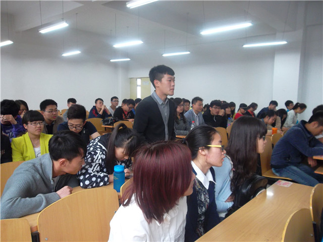 真诚沟通 共创明天 ——记经管系学生座谈会
