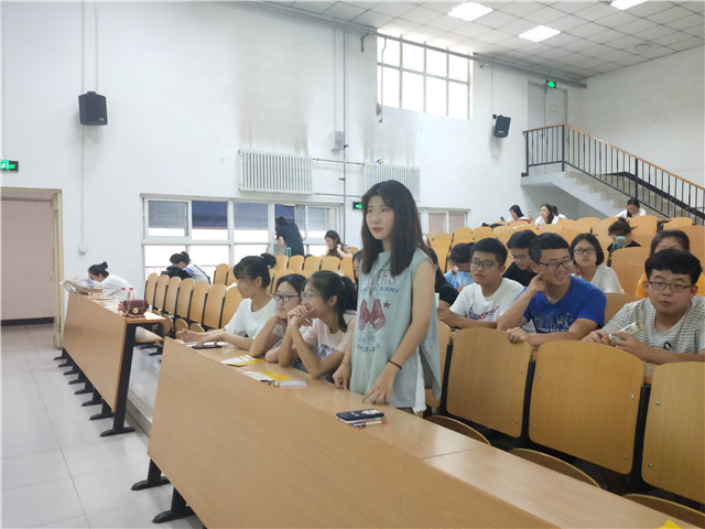 法制在我心,法制伴我行—淬炼商学院2018级开展“法制知识竞赛”活动