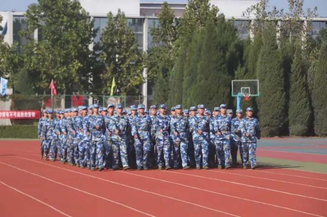 【国防教育】军训——迷彩,不一样的青春
