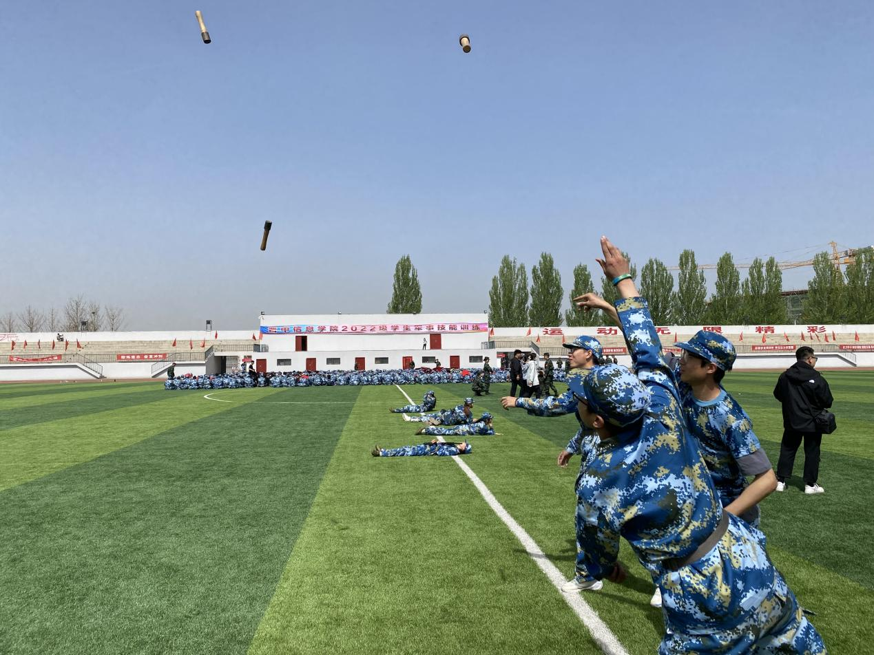 【国防教育】又是“兵气”满满的一天