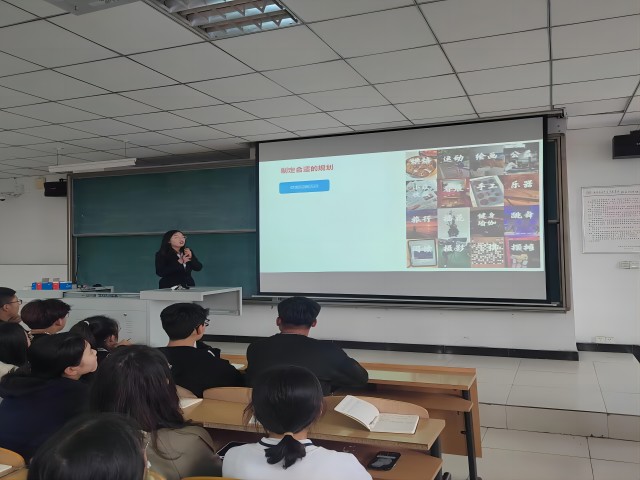 【思政教育】淬炼·国际商学院开展思想政治教育工作